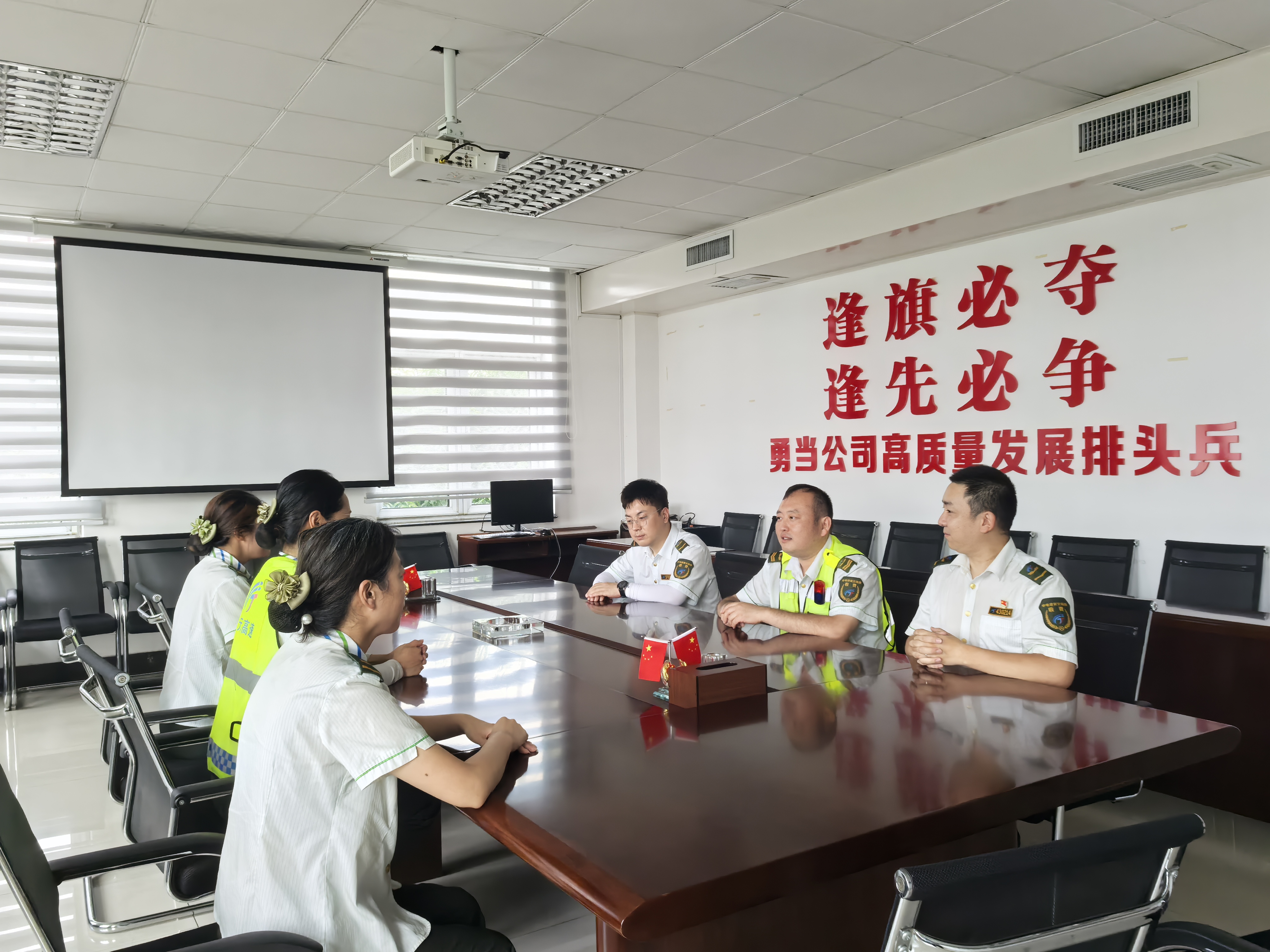 cbba4caf57d5844e43d70d236cc93a8c.jpg