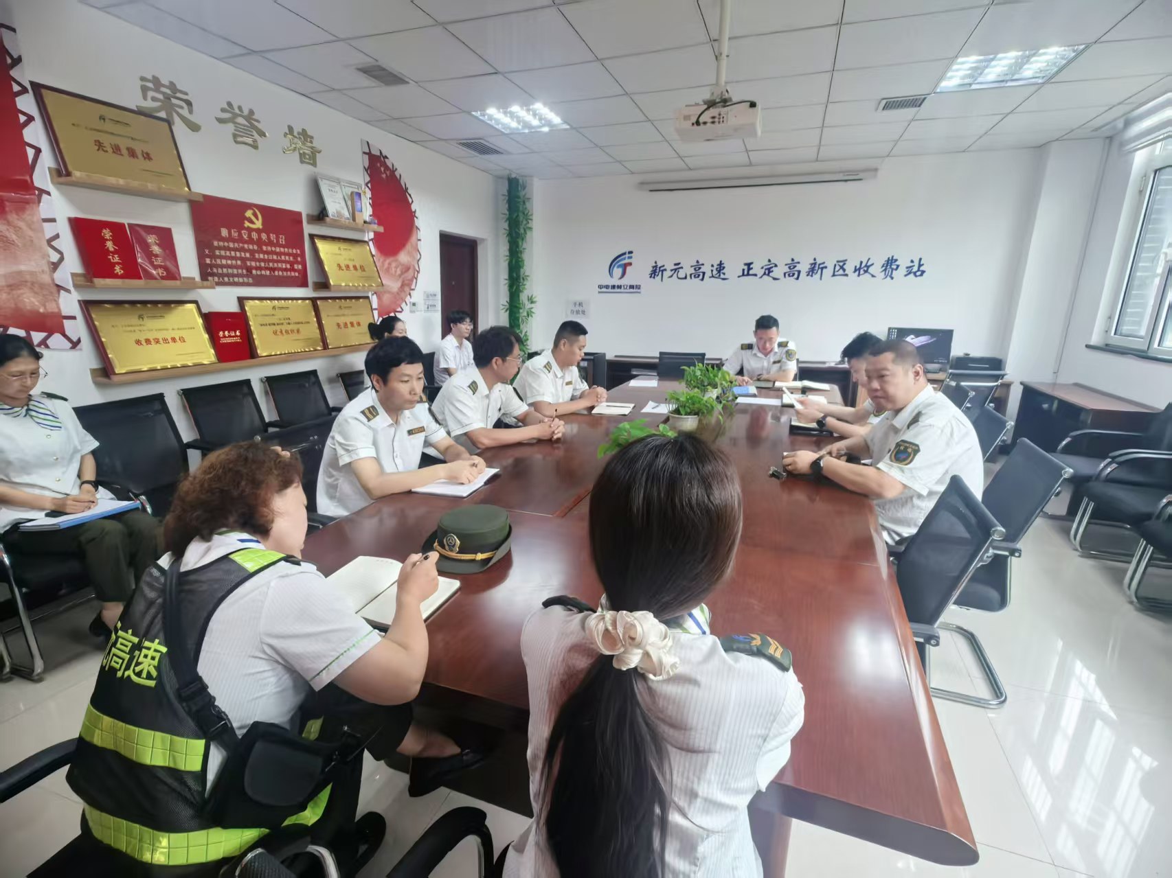 微信图片_20260826151200_679_72.jpg